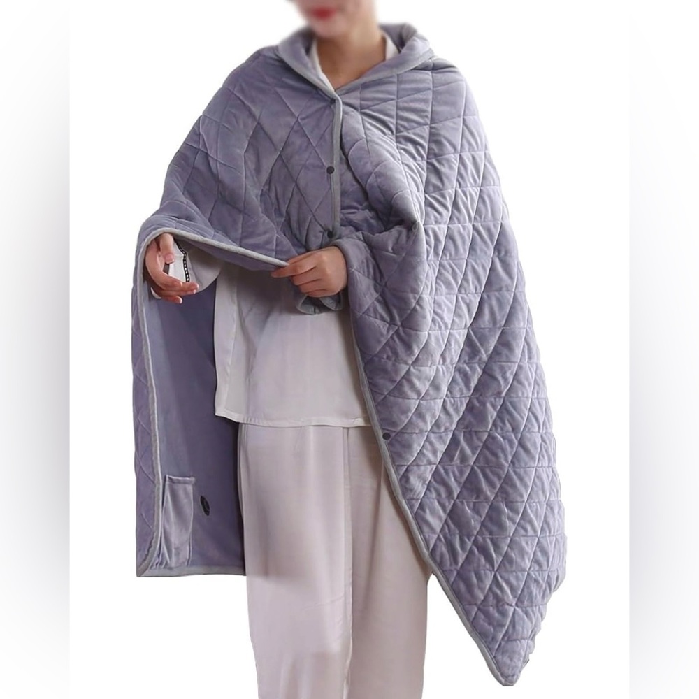 Quilted Gray Wrap Blanket